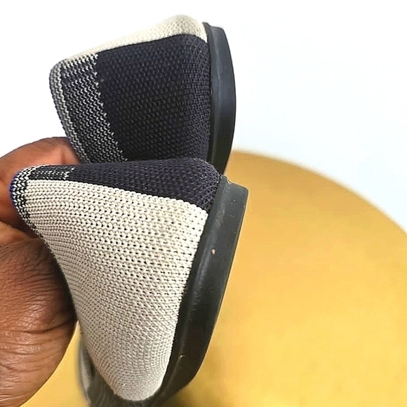 Rothy's The Flat Round Toe Black And Cream Plaid Retired Pattern Size 8 🛍 🌴 - Picture 5 of 11